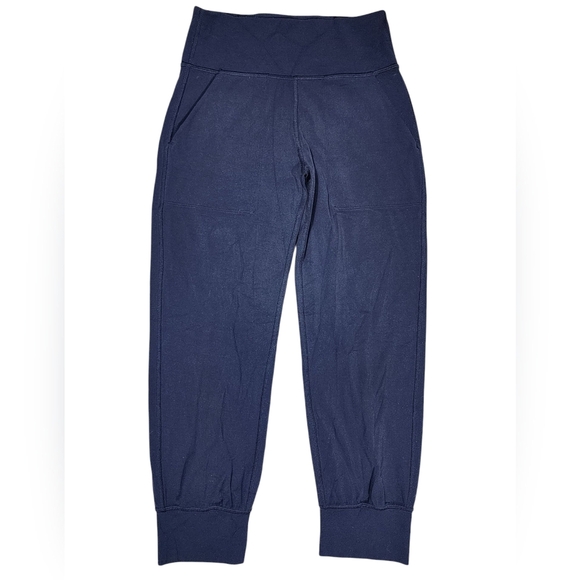 Lululemon Align High Rise Cropped Joggers Womens 4 Black - Picture 10 of 11